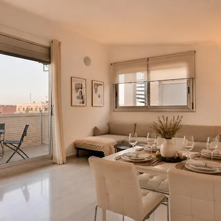 Elegance Penthouse By Nras アパート *